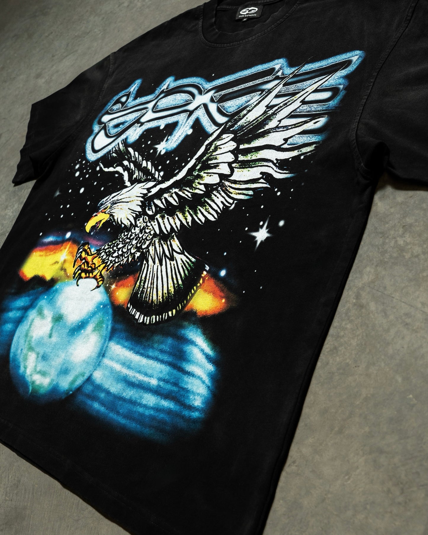 FLYING HIGH TEE